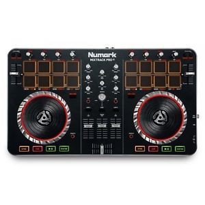 2.Numark MIXTRACKPROII